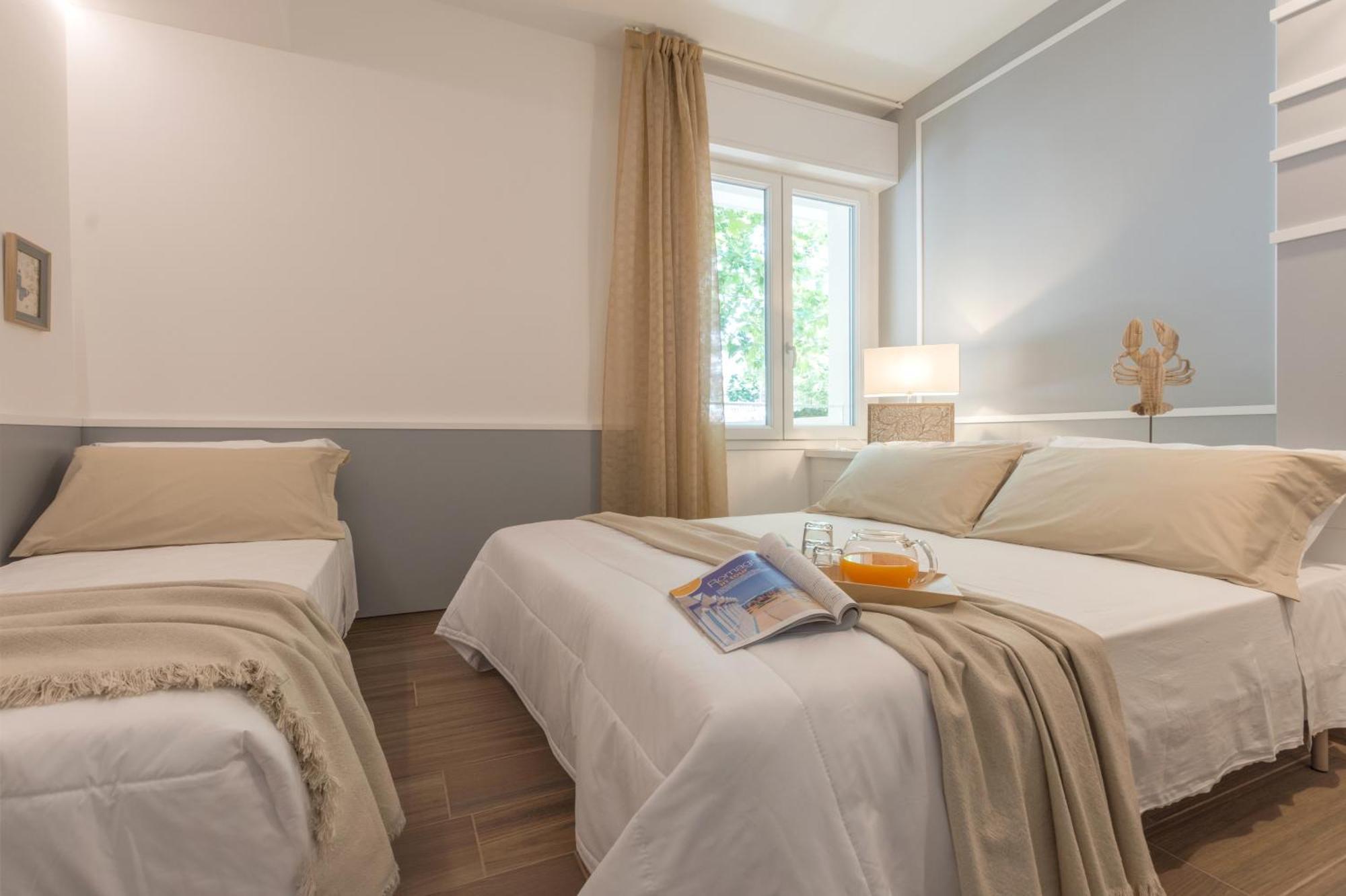 Hotel Villa Tosi Bellaria-Igea Marina Exteriör bild
