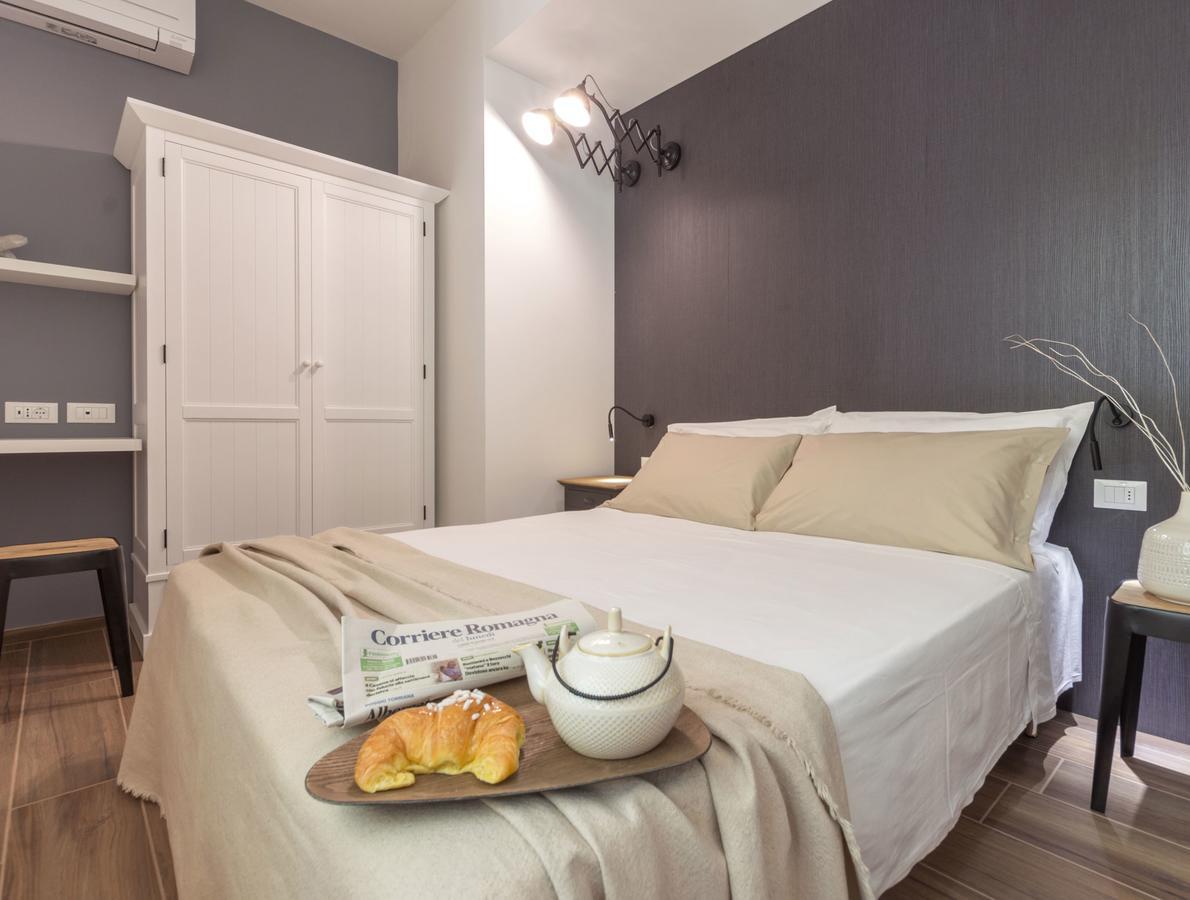 Hotel Villa Tosi Bellaria-Igea Marina Exteriör bild